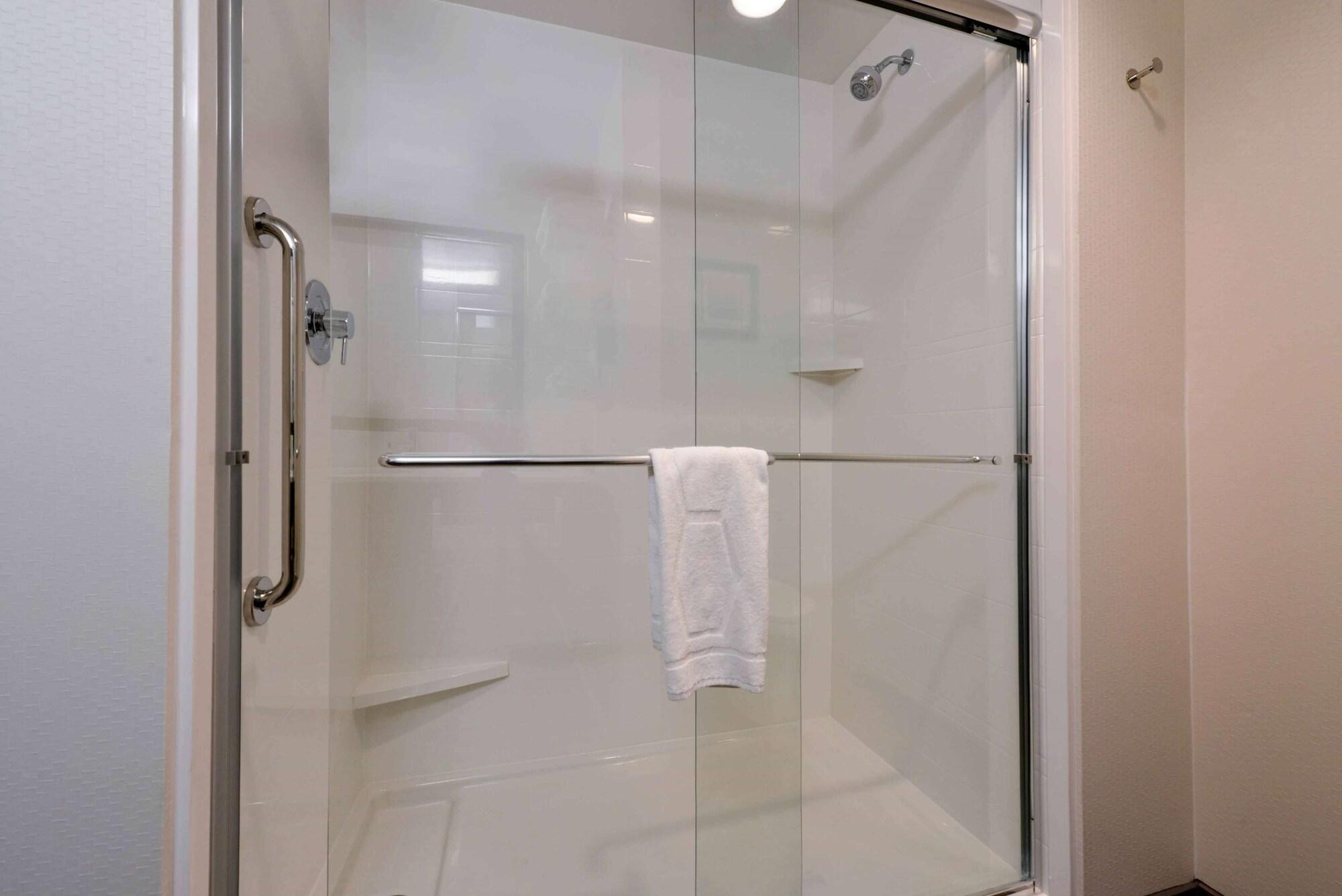 Hotel Hampton Pittsburgh - - Cranberry South Wexford